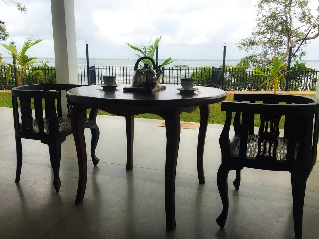 Negombo Holiday Home Exteriör bild