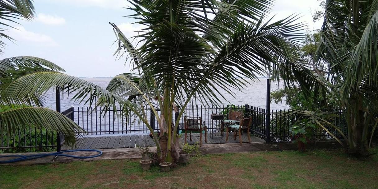 Negombo Holiday Home Exteriör bild
