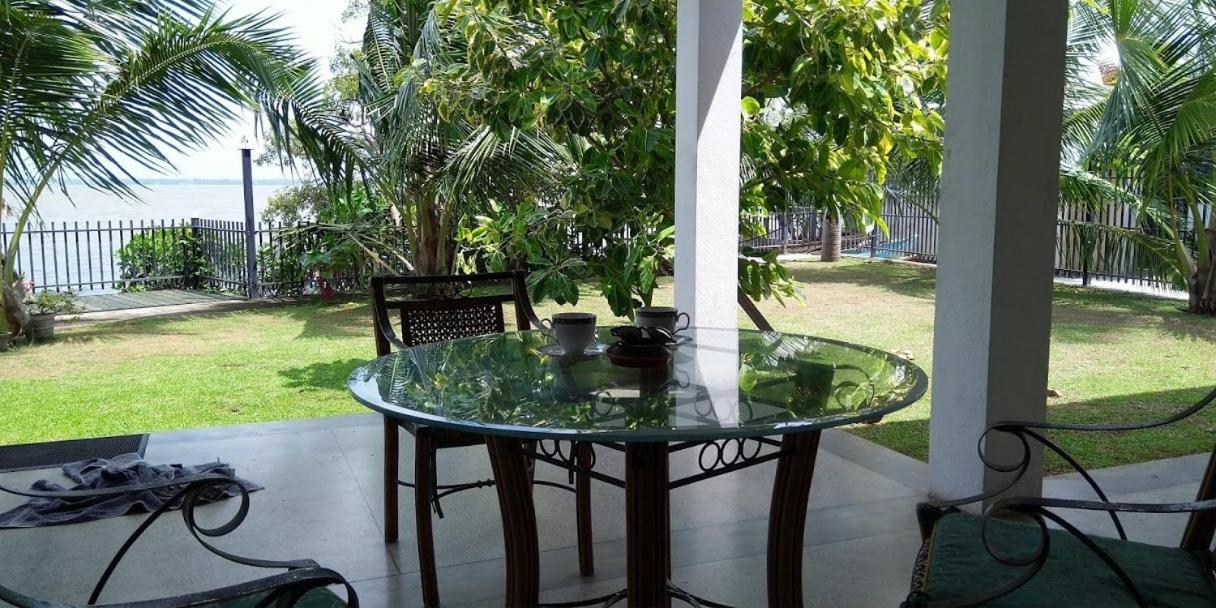 Negombo Holiday Home Exteriör bild